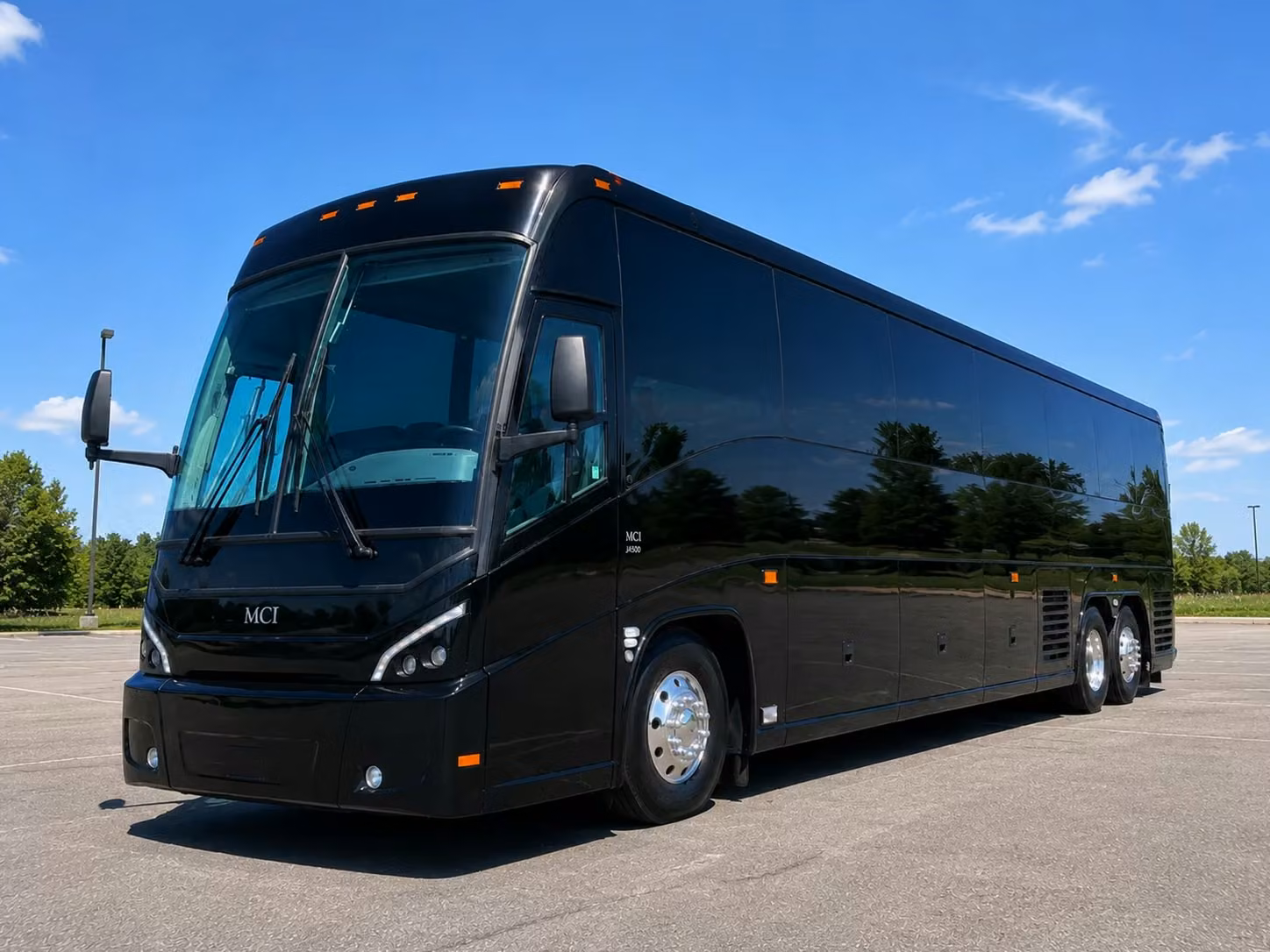 let coachbusindio com handle transportation for your next corporate retreat in the desert